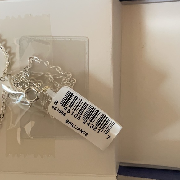 Never Worn Necklace - Picture 3 of 4